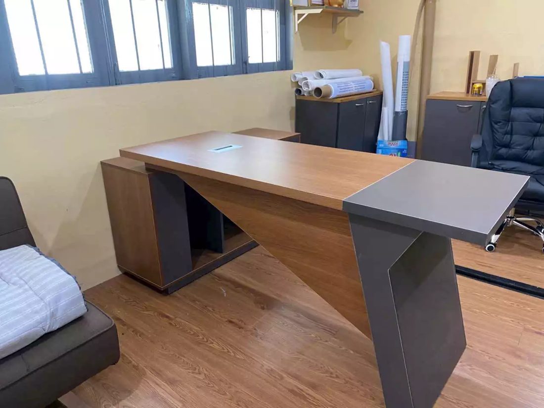 Bàn Giám Đốc LX05 - Giá Liên Hệ 0986 882 049