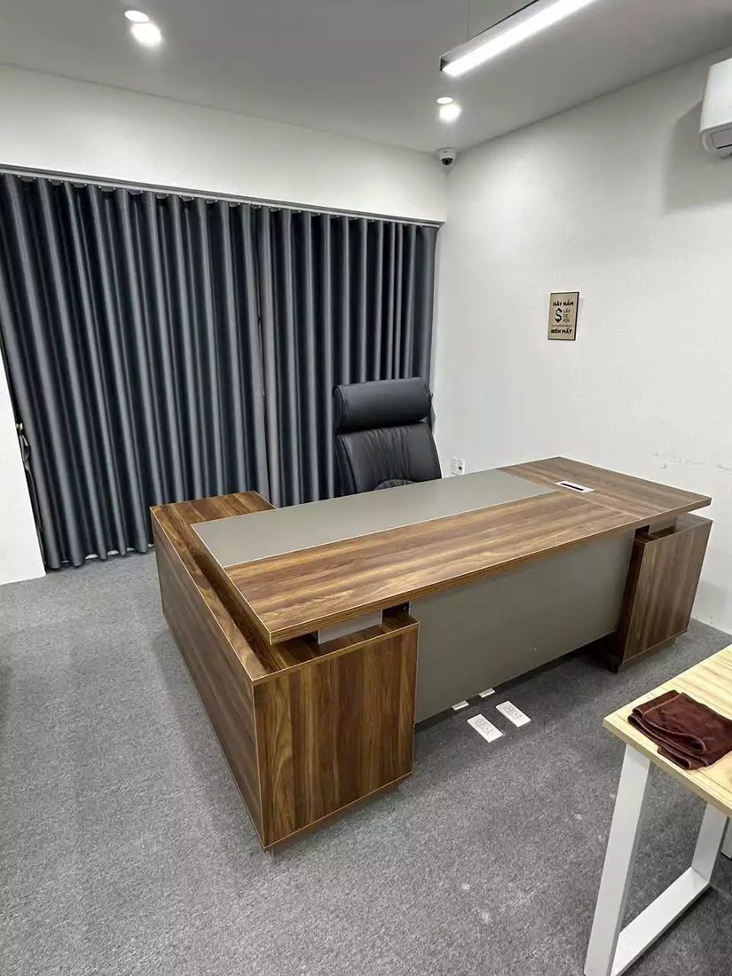 Bàn Giám Đốc LX13 - Giá Liên Hệ 0986 882 049